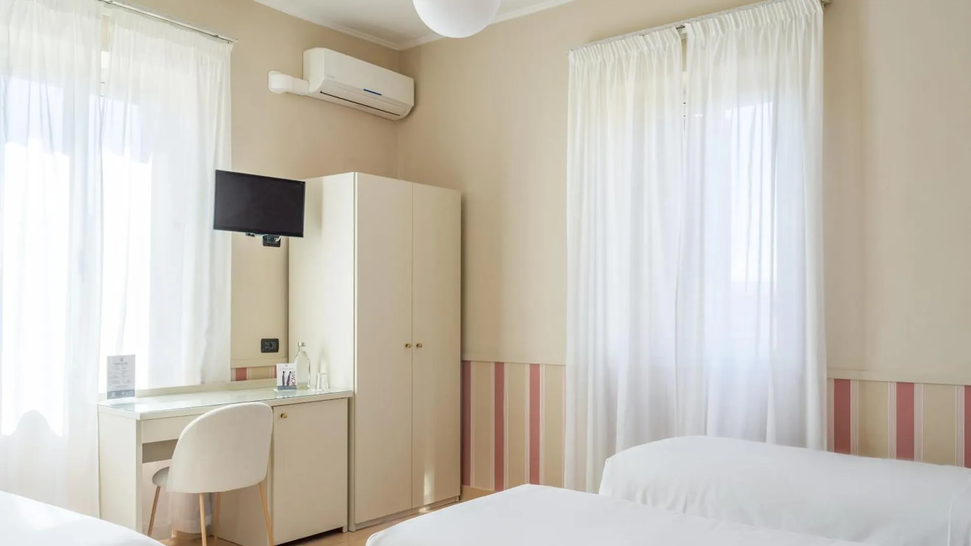 ***  Hotel Parker - Gruppo Blam Hotels Roma İtalya